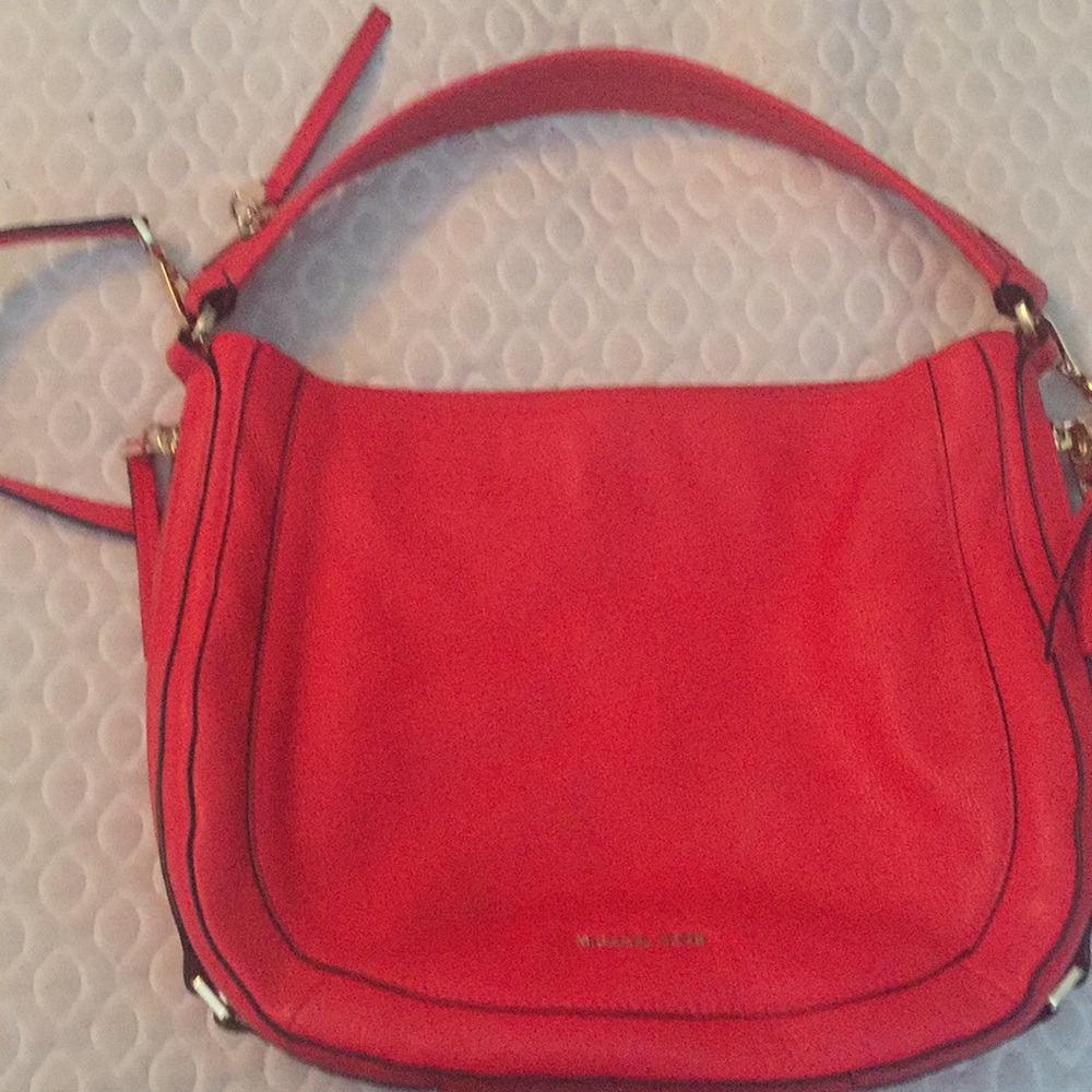 Michael kors leather bag.